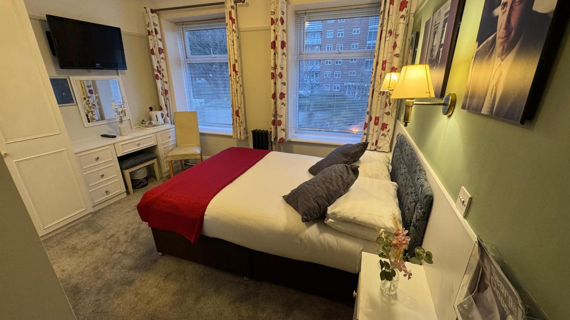 Hotel Celebrity Bournemouth East Cliff By Villare Hotels Екстериор снимка