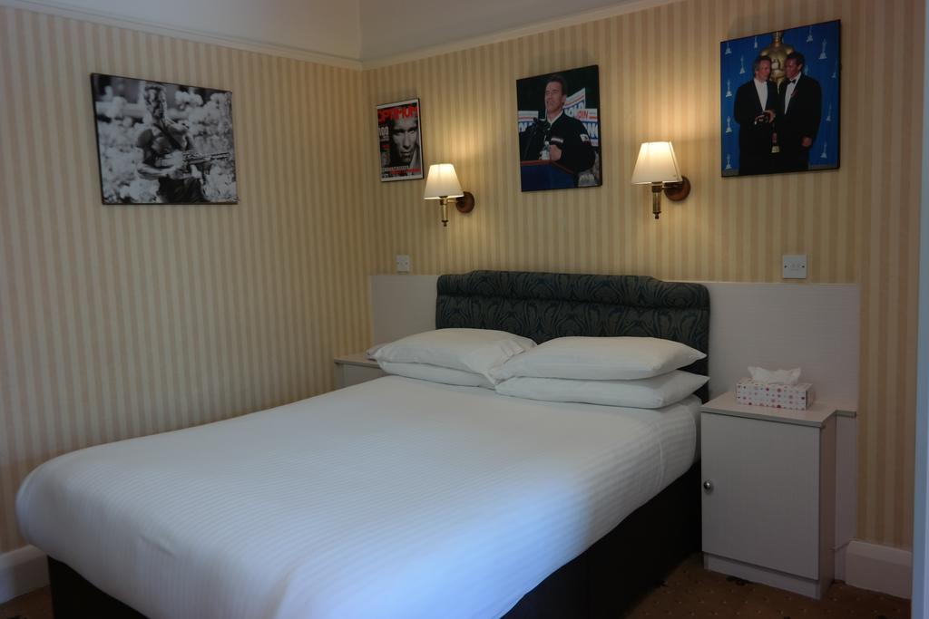 Hotel Celebrity Bournemouth East Cliff By Villare Hotels Екстериор снимка